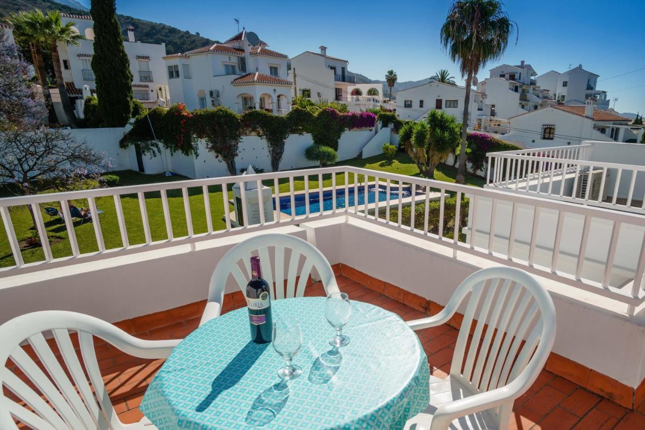 Villa Angie Nerja Bagian luar foto